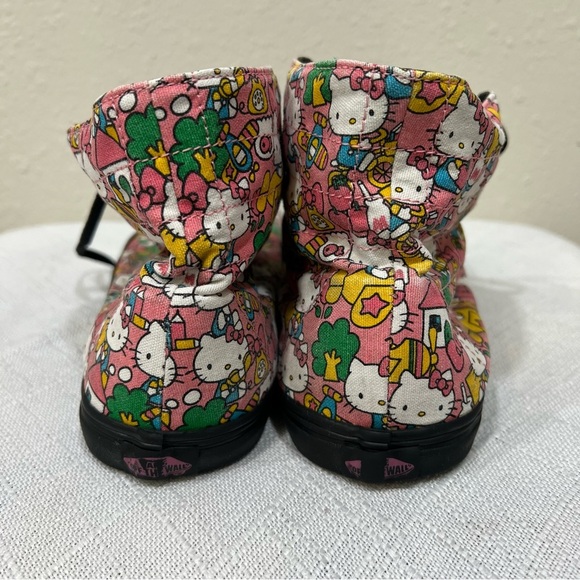 Vans X Hello Kitty Hi Top Shoes Allover Print Men’s Size 8.5 Women’s Size 10 GUC - Picture 6 of 10